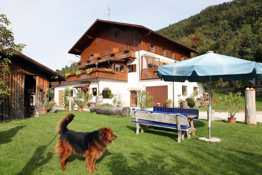 Troglerhof Villa Лайон Екстериор снимка